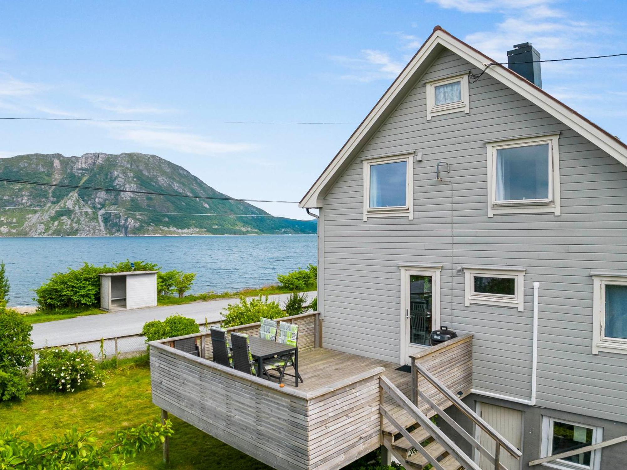 Вилла Rovde Fjordferien Экстерьер фото